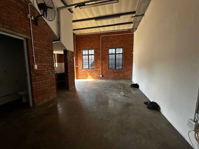 To Let Commercial Property for Rent in Maitland Western Cape